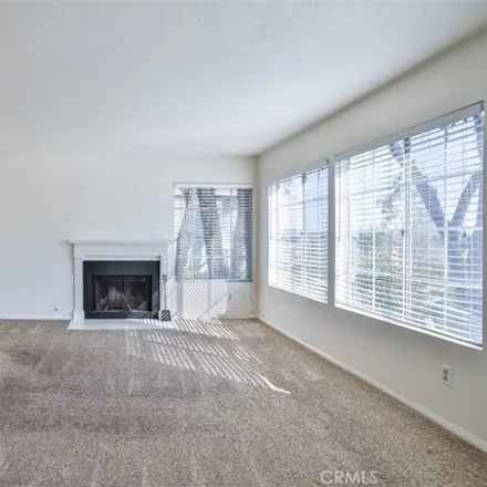 Image 7 - 1095 Lakeview Terrace, Azusa, CA 91702, USA - Condo for sale