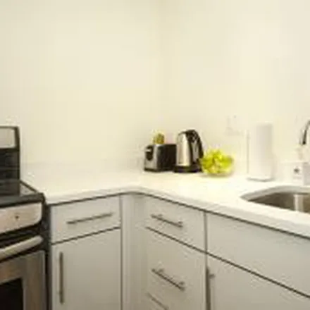 Image 3 - 400 East 50th Street, New York, NY 10022, USA - Townhouse for rent