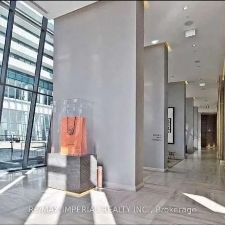 Image 2 - Casa III, 578 Charles Street East, Old Toronto, ON M4Y 0C3, Canada - Apartment for rent