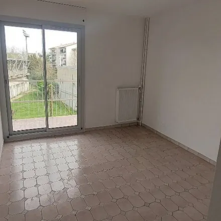 Rent this 4 bed apartment on 39 Boulevard Jean Brunhes in 31300 Toulouse, France