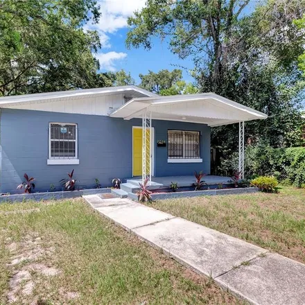 Buy this 3 bed house on 3204 East 24th Avenue in Tampa, FL 33605