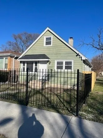 Image 1 - 9439 South Wentworth Avenue, Chicago, IL 60628, USA - House for sale