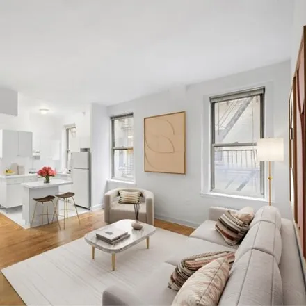 Image 3 - 57 West 58th Street, New York, NY 10019, USA - Condo for sale