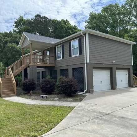 Rent this 3 bed house on 3677 Pandora Drive in Whitehall Terrace, Charleston County