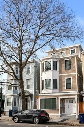 Buy this 11 bed house on 134 Chelsea Street in Boston, MA 02128