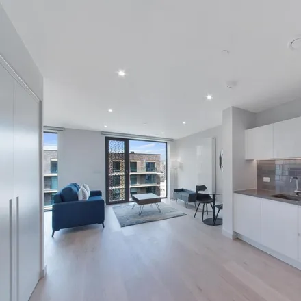 Rent this studio apartment on John Cabot House in Shipwright Street, London