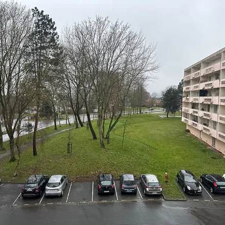 Image 3 - 2 Rue du Général de Gaulle, 59139 Wattignies, France - Apartment for rent