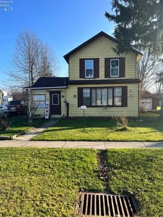 Buy this 3 bed house on 75 Jefferson Street in Norwalk, OH 44857