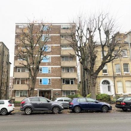 Rent this 1 bed apartment on The Drive in Hove, BN3 3JT