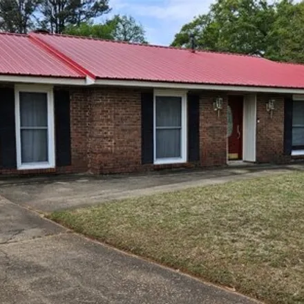 Image 2 - 221 Bowling Green Drive, Eastmont, Montgomery, AL 36109, USA - House for sale