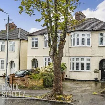 Buy this 3 bed duplex on Belgrave Avenue in London, RM2 6QA