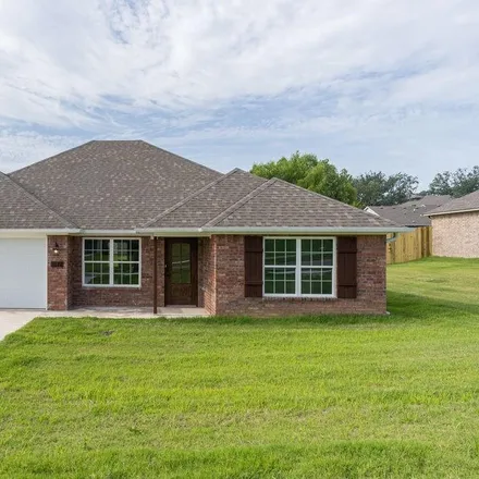 Buy this 4 bed house on 2132 Amy Lane in Van Buren, AR 72956