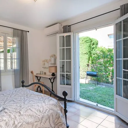 Rent this 1 bed house on La Roquette sur Siagne in Place José Thomas, 06550 La Roquette-sur-Siagne