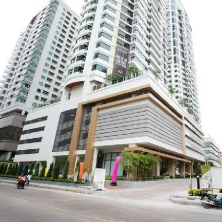 Image 5 - Soi Setthi Thawi Sap 2, Khlong Toei District, Bangkok 10110, Thailand - Apartment for rent