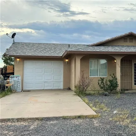 Buy this 4 bed house on 2735 North Evans Street in Kingman, AZ 86401