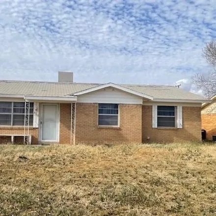 Buy this 3 bed house on 4718 Ric Drive in Midland, TX 79703