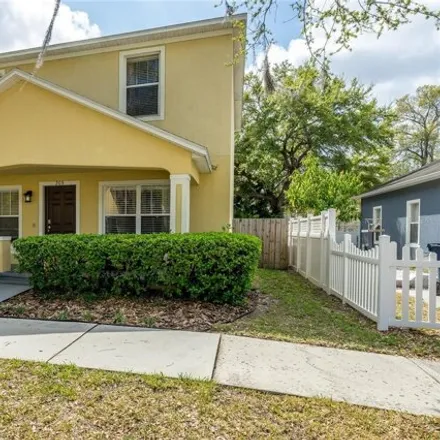 Rent this 4 bed house on 205 East Kirby Street in Tampa, FL 33604
