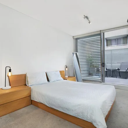 Image 3 - 1 Chandos Street, St Leonards NSW 2065, Australia - Apartment for rent