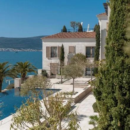 Buy this 1 bed apartment on Porto Montenegro
