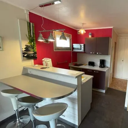Rent this studio apartment on 17110 Saint-Georges-de-Didonne