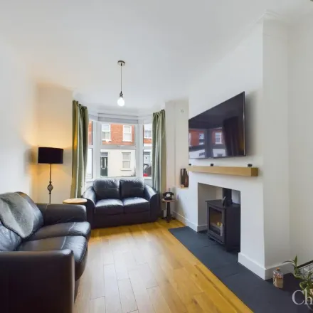 Rent this 4 bed apartment on Church Road in Holywood, BT18 0HU