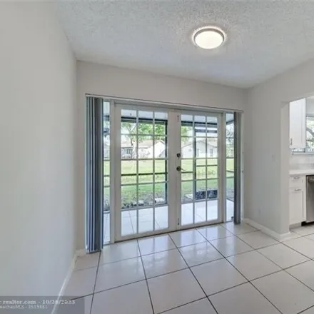 Image 9 - 2203 Discovery Cir W Unit 2203, Deerfield Beach, Florida, 33442 - Townhouse for sale
