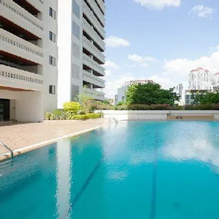 Rent this 3 bed apartment on tealily in Soi Sukhumvit 49/1, Vadhana District