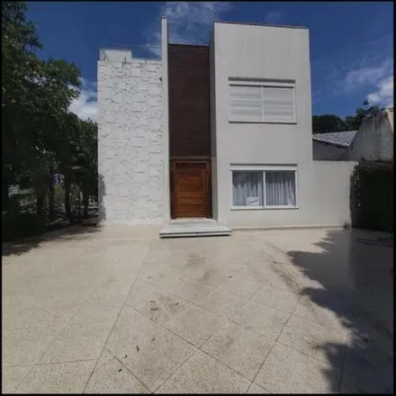 Buy this 5 bed house on Rua Pascoal Simone in Coqueiros, Florianópolis - SC