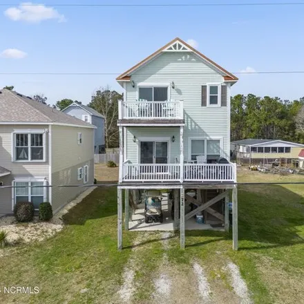 Rent this 3 bed house on 290 Riverside Drive in Onslow County, NC 28460