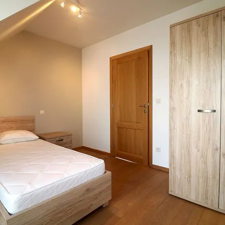 Rent this 3 bed apartment on P. & S. van Mulders in Arthur Dezangrélaan 20, 1950 Kraainem