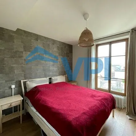 Rent this 3 bed apartment on Rue des Vieux-Grenadiers 2 in 1205 Geneva, Switzerland