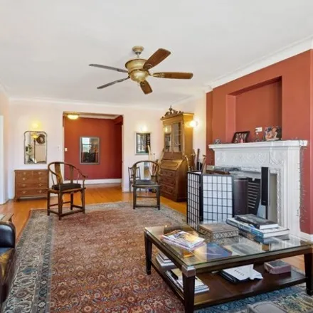 Image 7 - Parkshore Apartments, 1755-1765 East 55th Street, Chicago, IL 60615, USA - House for sale