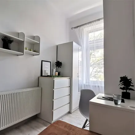 Rent this 5 bed room on Carrefour Express in Jerzego Żuławskiego, 32-158 Krakow