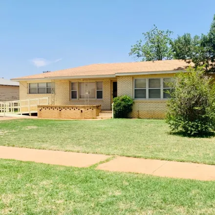 Buy this 3 bed house on 1259 South Lons Street in Brownfield, TX 79316