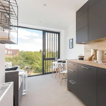 Rent this studio apartment on Woodlands Road in Greenhill, London