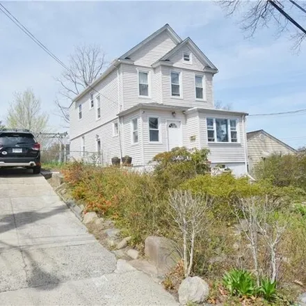 Buy this 3 bed house on 395 Upland Avenue in Grey Oaks, City of Yonkers