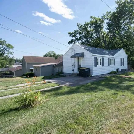 Image 2 - 453 Freeman St, Kendallville, Indiana, 46755 - House for sale