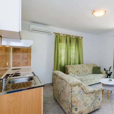 Image 9 - Plat, Dubrovnik-Neretva County, Croatia - Apartment for rent