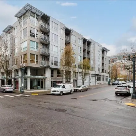 Buy this 1 bed condo on 1125 Northwest 9th Avenue in Portland, OR 97209