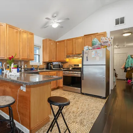 Image 6 - Beat 2522, 3715 West Palmer Street, Chicago, IL 60639, USA - House for sale
