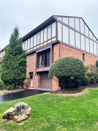 Buy this 3 bed condo on 211 Queensberry Court in Ross Township, PA 15237