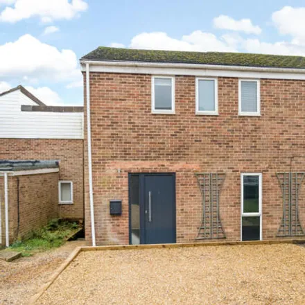 Buy this 3 bed duplex on Highmead House in Grebe Close, Alton