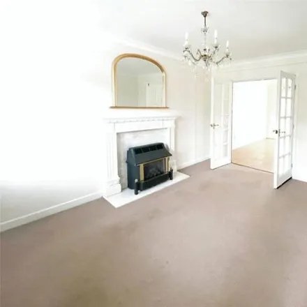 Image 4 - Axminster Close, Horeston Grange, CV11 6YP, United Kingdom - House for rent