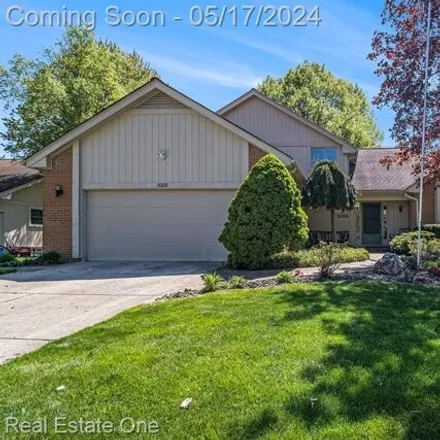 Image 1 - 5288 Cheltenham Dr, Troy, Michigan, 48098 - House for sale