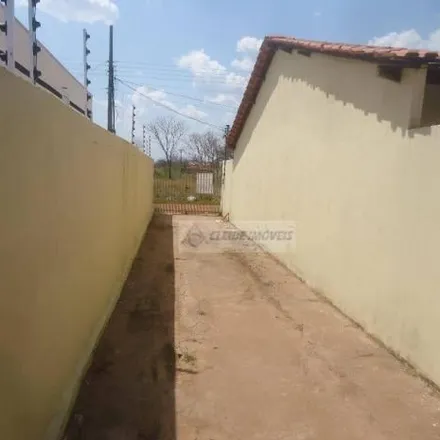 Rent this 2 bed house on Rua Onze Loteamento São Francisco in Altos do Coxipó, Cuiabá - MT