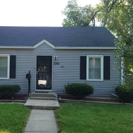 Buy this 1 bed house on 3301 Amherst Street in Des Moines, IA 50313