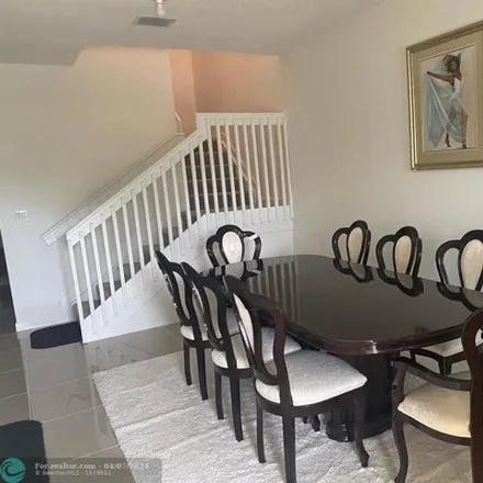 Image 4 - Blazer Terrace, Davie, FL 33314, USA - Townhouse for sale