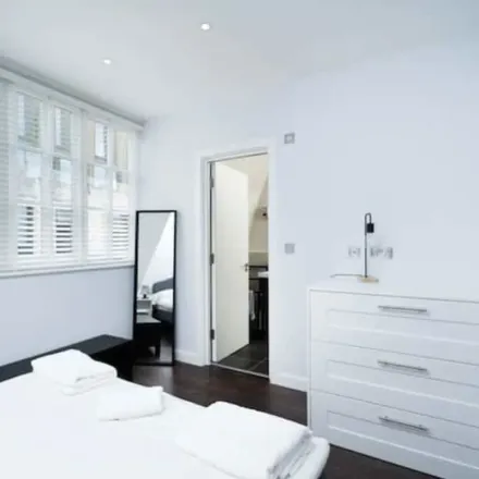 Image 1 - KOZZEE, 193 Wardour Street, London, W1F 8ZH, United Kingdom - Apartment for rent