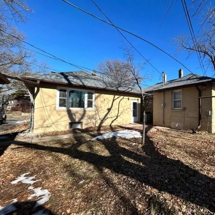 Image 2 - 1117 West 12th Street, Hastings, NE 68901, USA - House for sale
