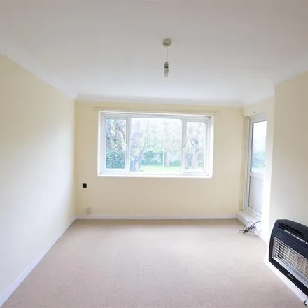 Rent this 2 bed apartment on Majestic Bathrooms in Middle Street, Portslade by Sea